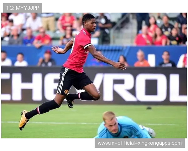 曼联拉什福德高强度冲刺训练全面提速