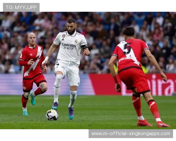 西甲前锋在禁区内活动范围增加进攻选择更多,西甲十大进球 西甲前锋在禁区内活动范围增加进攻选择更多,西甲十大进球