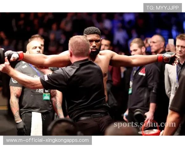 格斗赛事：UFC超级对决，燃爆全场！，ufc挑战赛